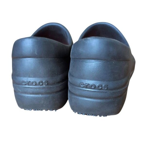 Crocs Adult On The Clock Clogs Slip On Slip Resistant Work Shoes Nursing Chef - Picture 4 of 5
